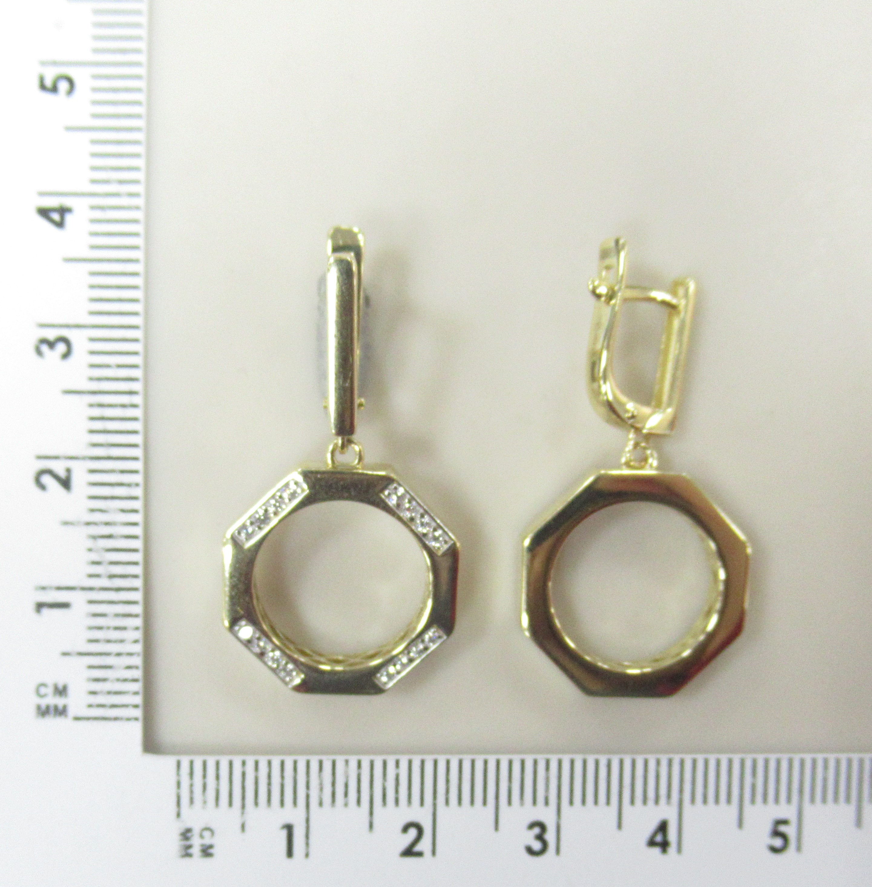 10513-000080 Серьги (Au 585)